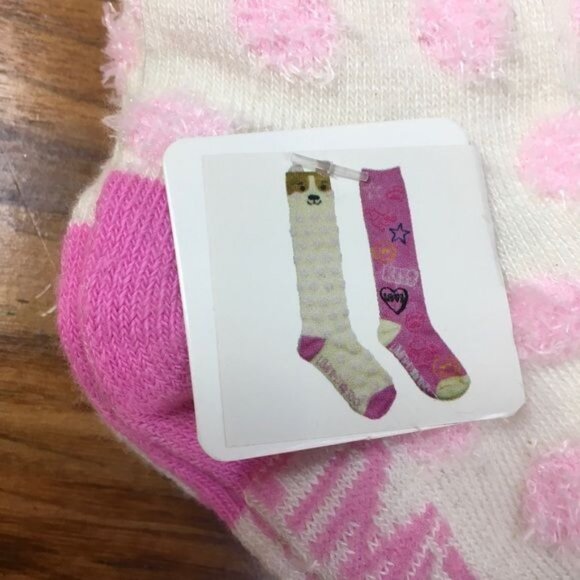 Tank Top (White(, 2 Pair of Socks, and Dora the Explorer Sandals - size S (5/6)S - Picture 7 of 7